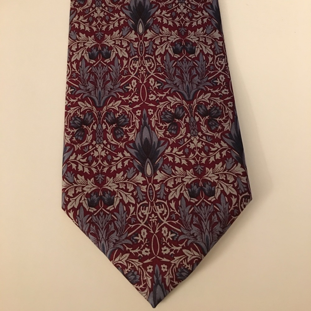 Museum of Fine Arts Boston Tie Silver in Burgundy and grey